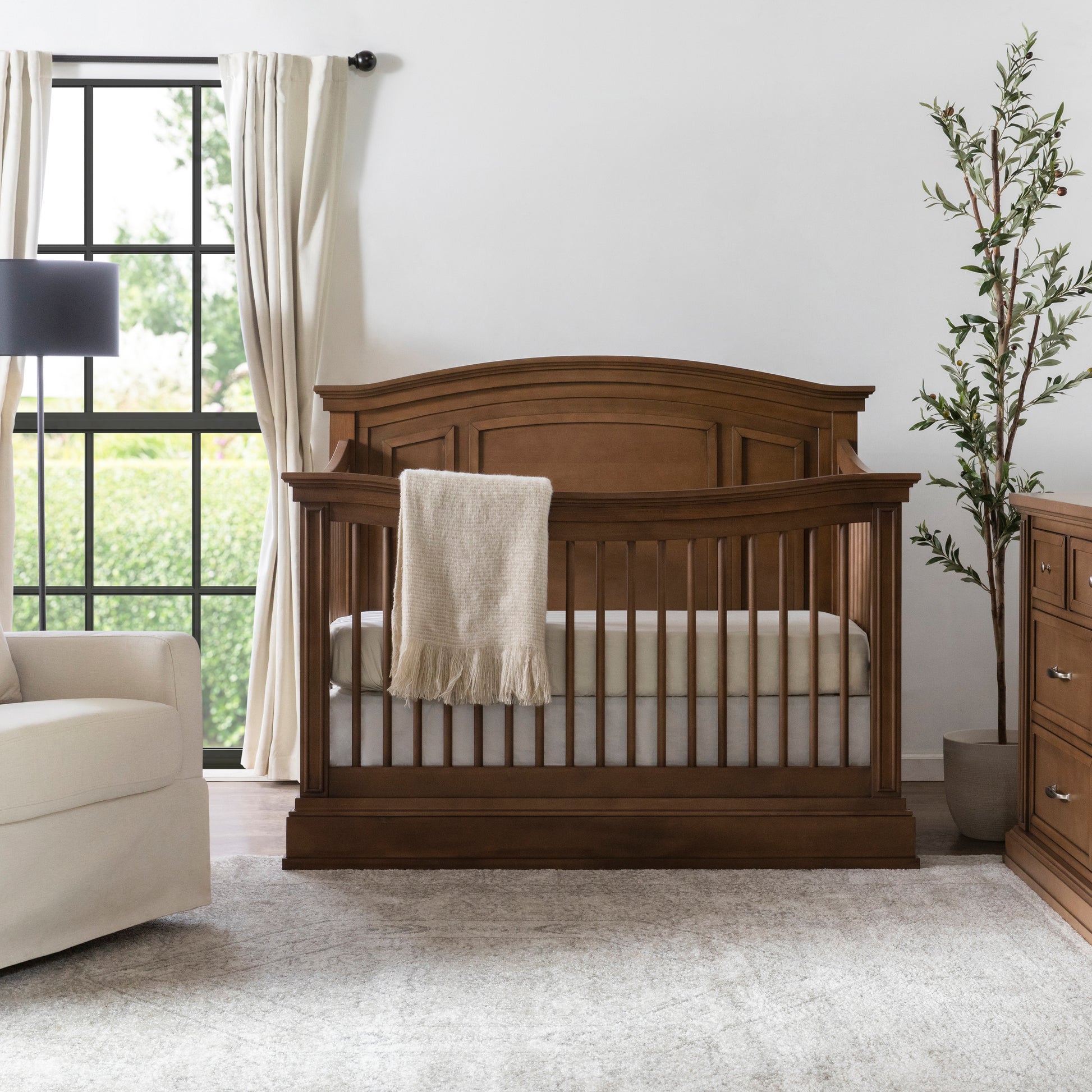 M18301DB,Durham 4-in-1 Convertible Crib in Derby Brown