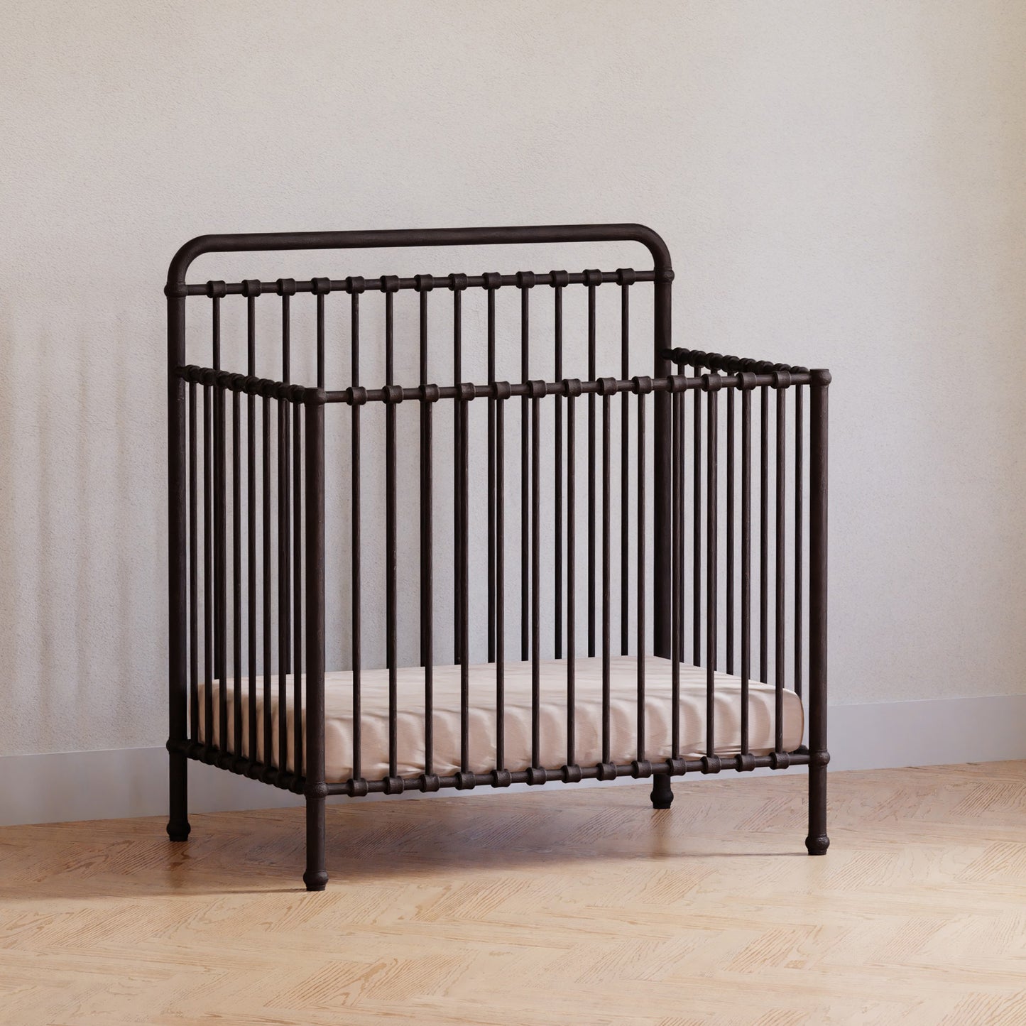 M15398UR,Winston 4-in-1 Convertible Mini Crib in Vintage Iron