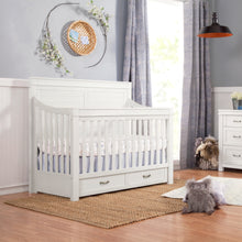 M21101HW,Wesley Farmhouse 4-in-1 Convertible Crib in Heirloom White