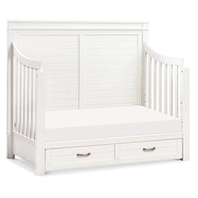 M21101HW,Wesley Farmhouse 4-in-1 Convertible Crib in Heirloom White