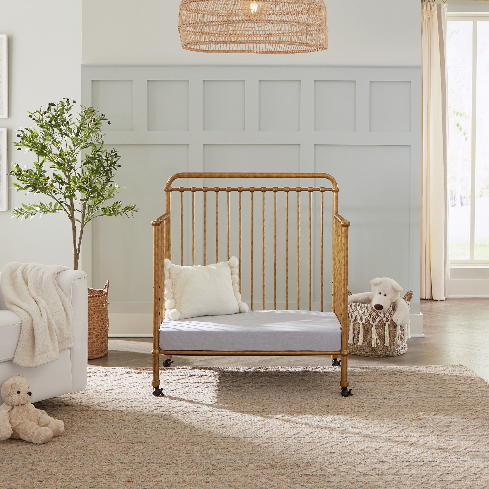 M15398VG,Winston 4-in-1 Convertible Mini Crib in Vintage Gold