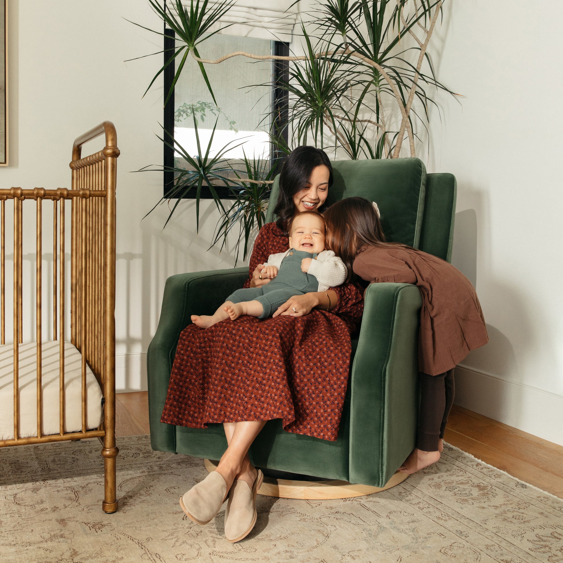 M22287FGVLB,Crewe Recliner and Swivel Glider in Forest Green Velvet w/Light Wood Base