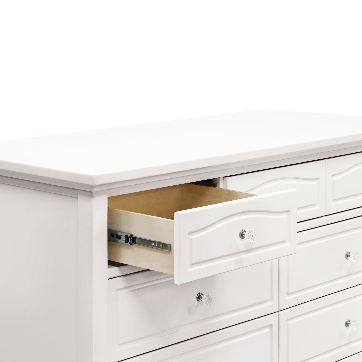 B19616RW,Mirabelle 7-Drawer Dresser in Warm White