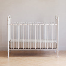 B15501WX,Abigail 3-in-1 Convertible Crib in Washed White