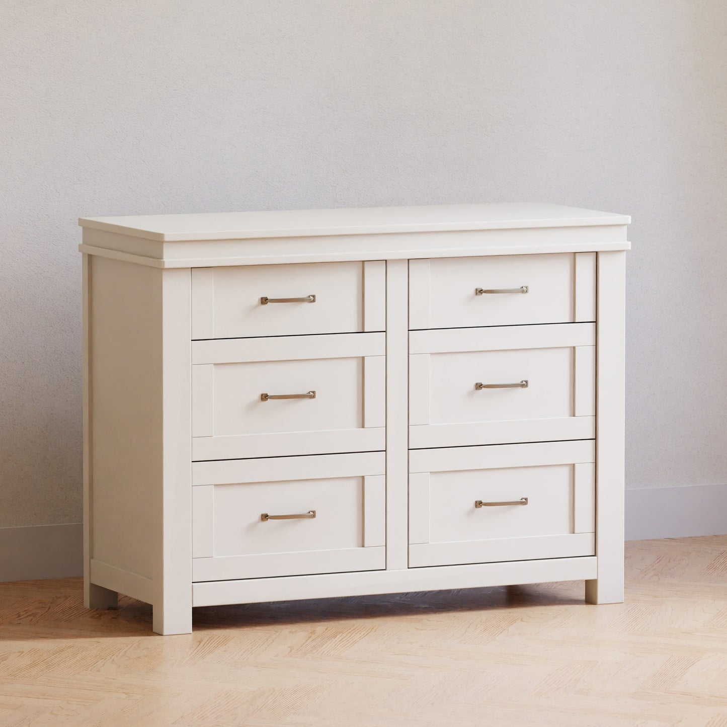 M21126HW,Wesley Farmhouse 6-Drawer Dresser in Heirloom White